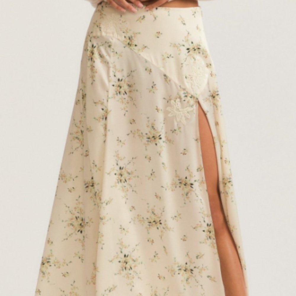 LOVESHACKFANCY ZIGGY SKIRT SIZE 2